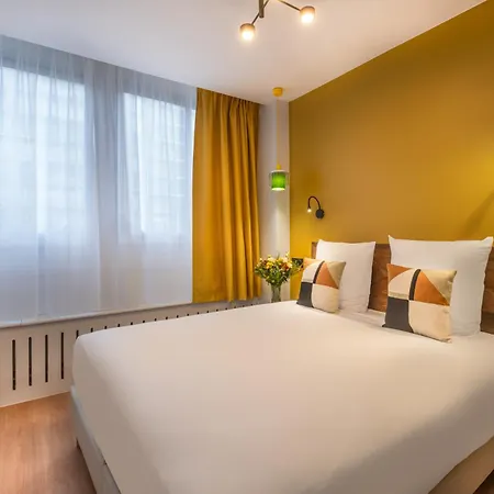 Aparthotel West *